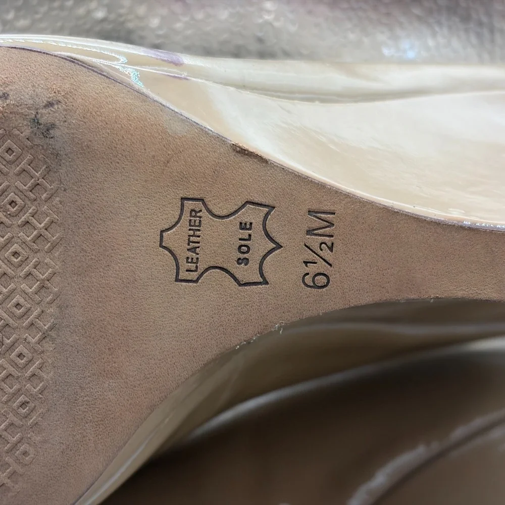 Size 6.5M Tory Burch Astoria Nude Patent Leather Beige Womens Wedge Pump Heels